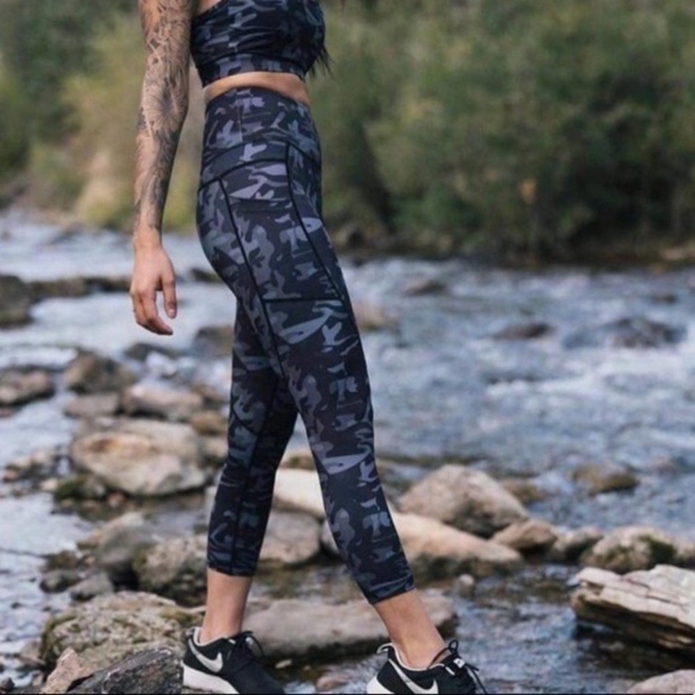 ZYIA Light N Tight Leggings